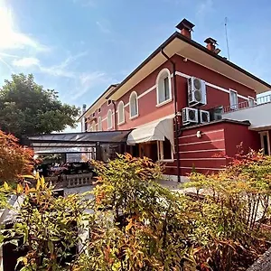 Guest house Damaro